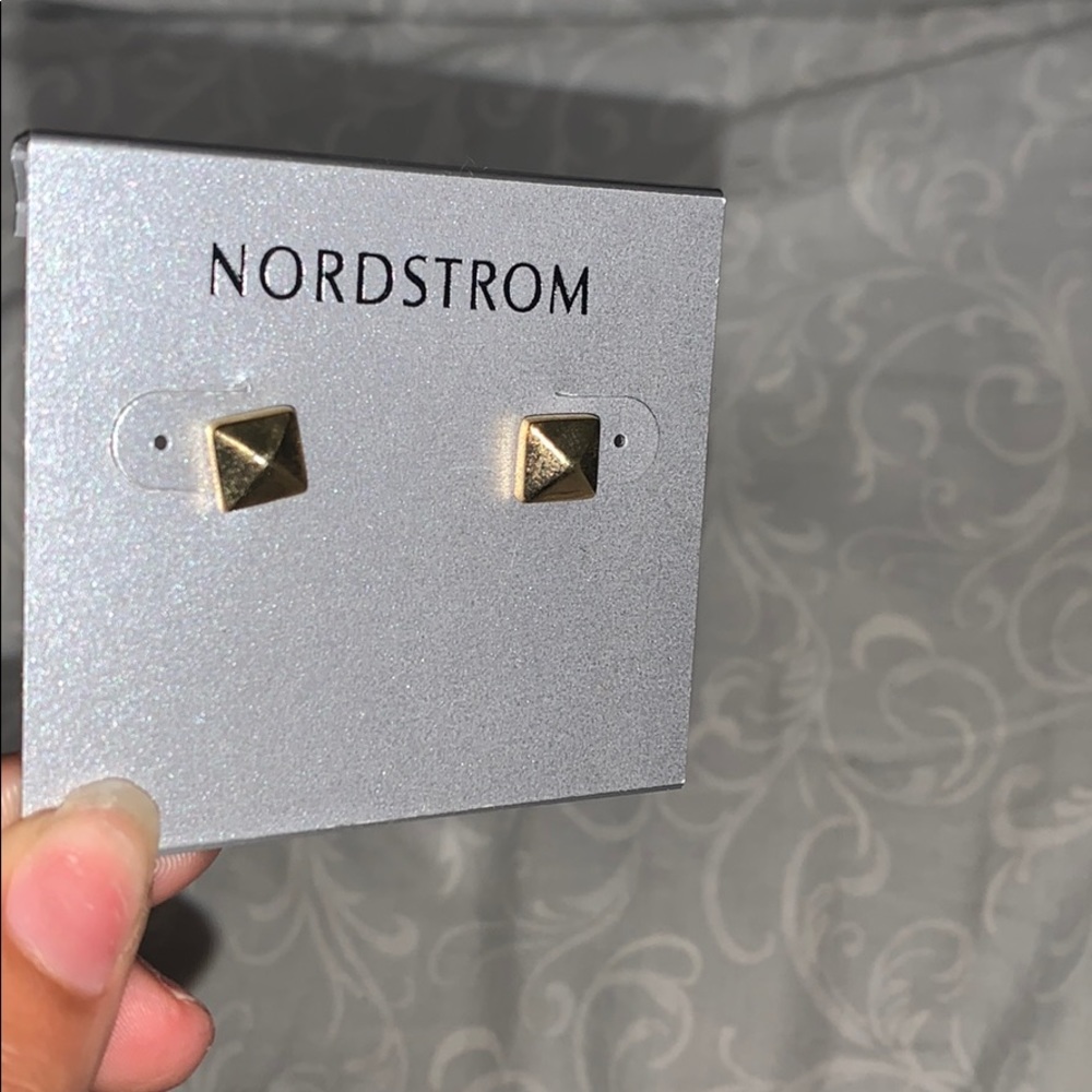 NWT Nordstrom Stud Earrings